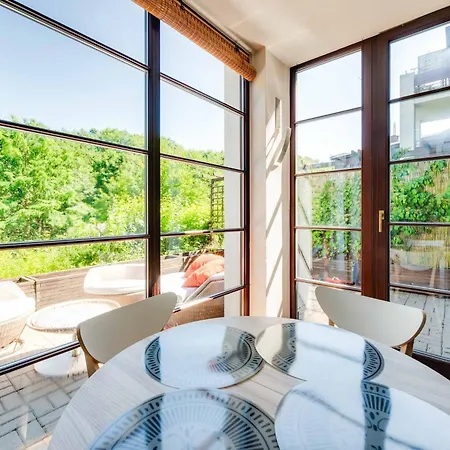 Apartament Rainbow With Terrace By Oneapartments